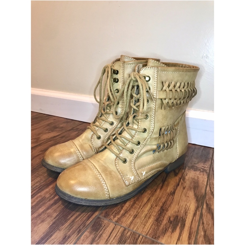 Rampage Justeyna Briaded Lace Up Combat Boots
